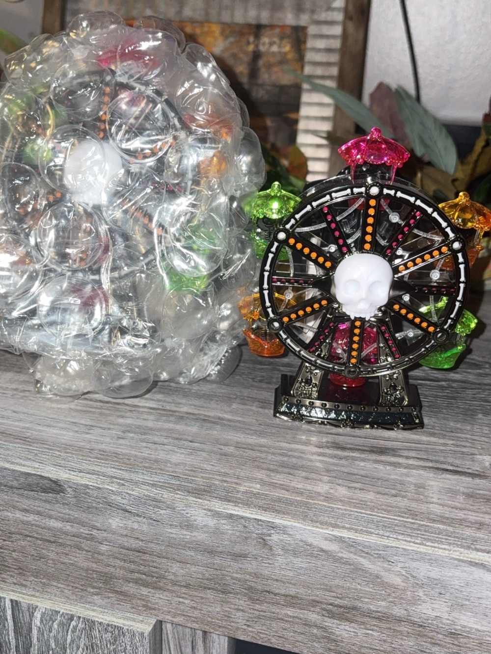 Neon Spooky Ferris Wheel Color changing Wallflower Plug